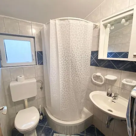 Apartment Lucmar Vir