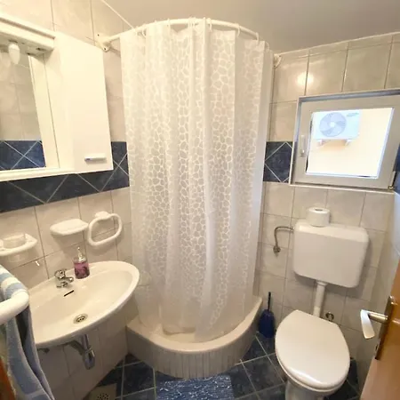 Apartment Lucmar Vir