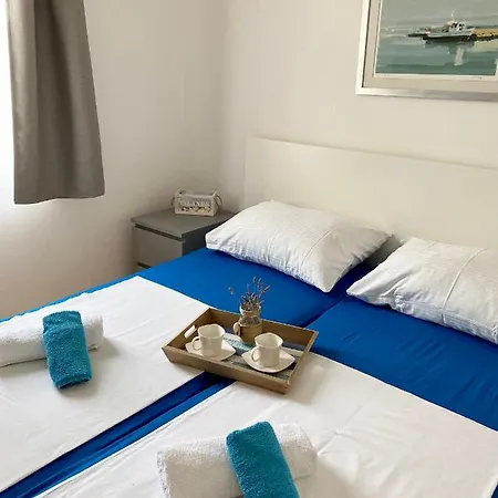 Lucmar Apartment *